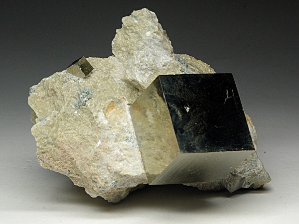 Pyrit aus Navajun, Spanien