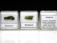 Moldavit in Sammelkästchen