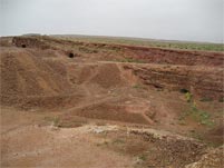Blick in den Vanadinit-Steinbruch von Mibladen, Marokko